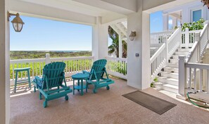 Terrace/patio - Beachfront Paradise - Manu Kai - Private Pool & Hot Tub - 6 bedroom Luxury Home in The Shores (South Padre Island)
