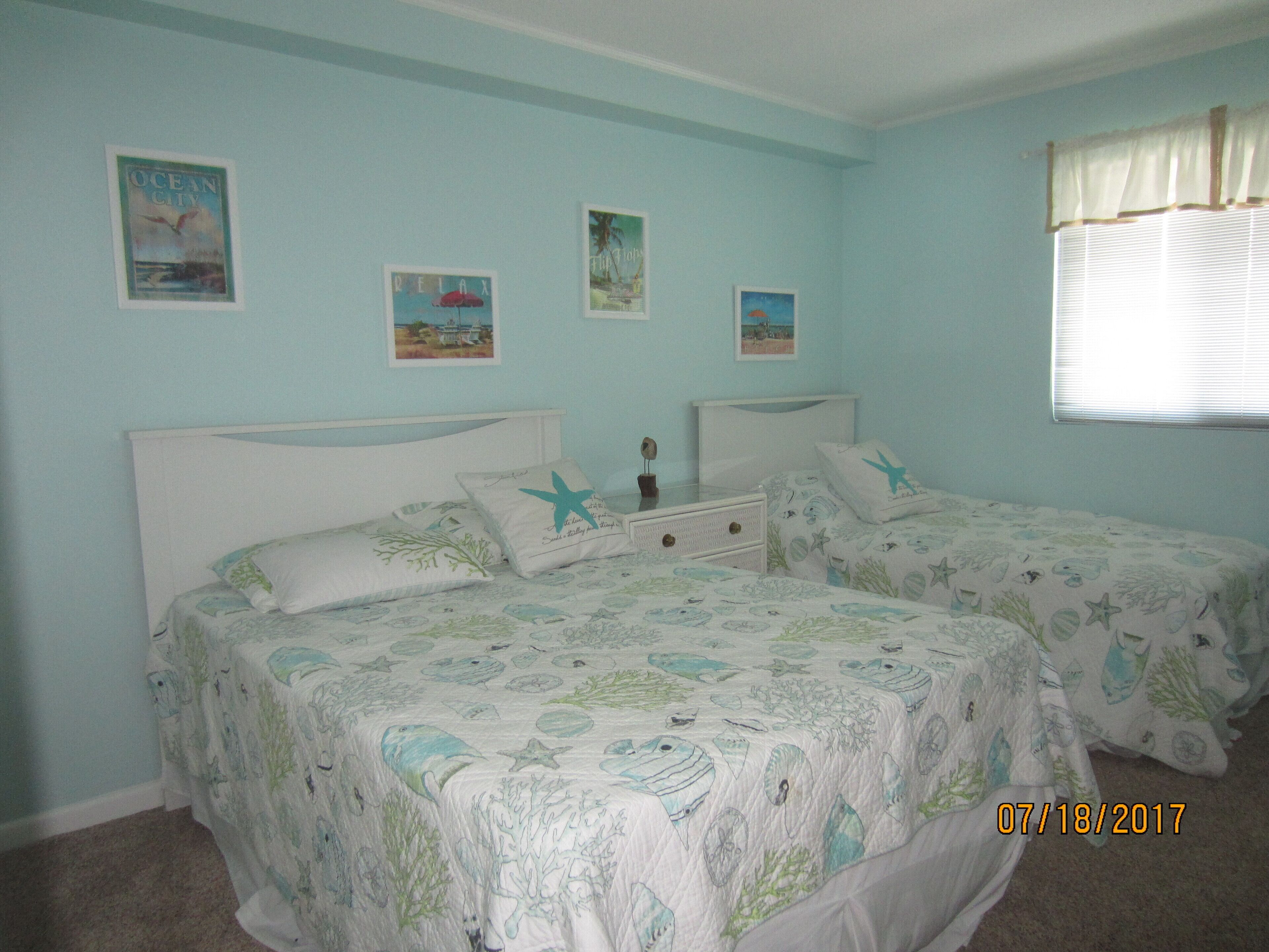 2 bedrooms, iron/ironing board, free WiFi