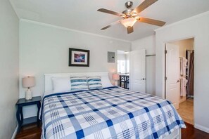 1 bedroom, iron/ironing board, Internet, bed sheets