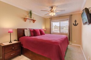 1 chambre, fer et planche à repasser, Wi-Fi, literie fournie