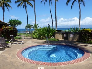 Piscine extérieure, piscine chauffée