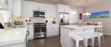 Oven, stovetop, coffee/tea maker, mixer