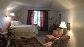 2 Schlafzimmer, Schreibtisch, Bügeleisen/Bügelbrett, WLAN