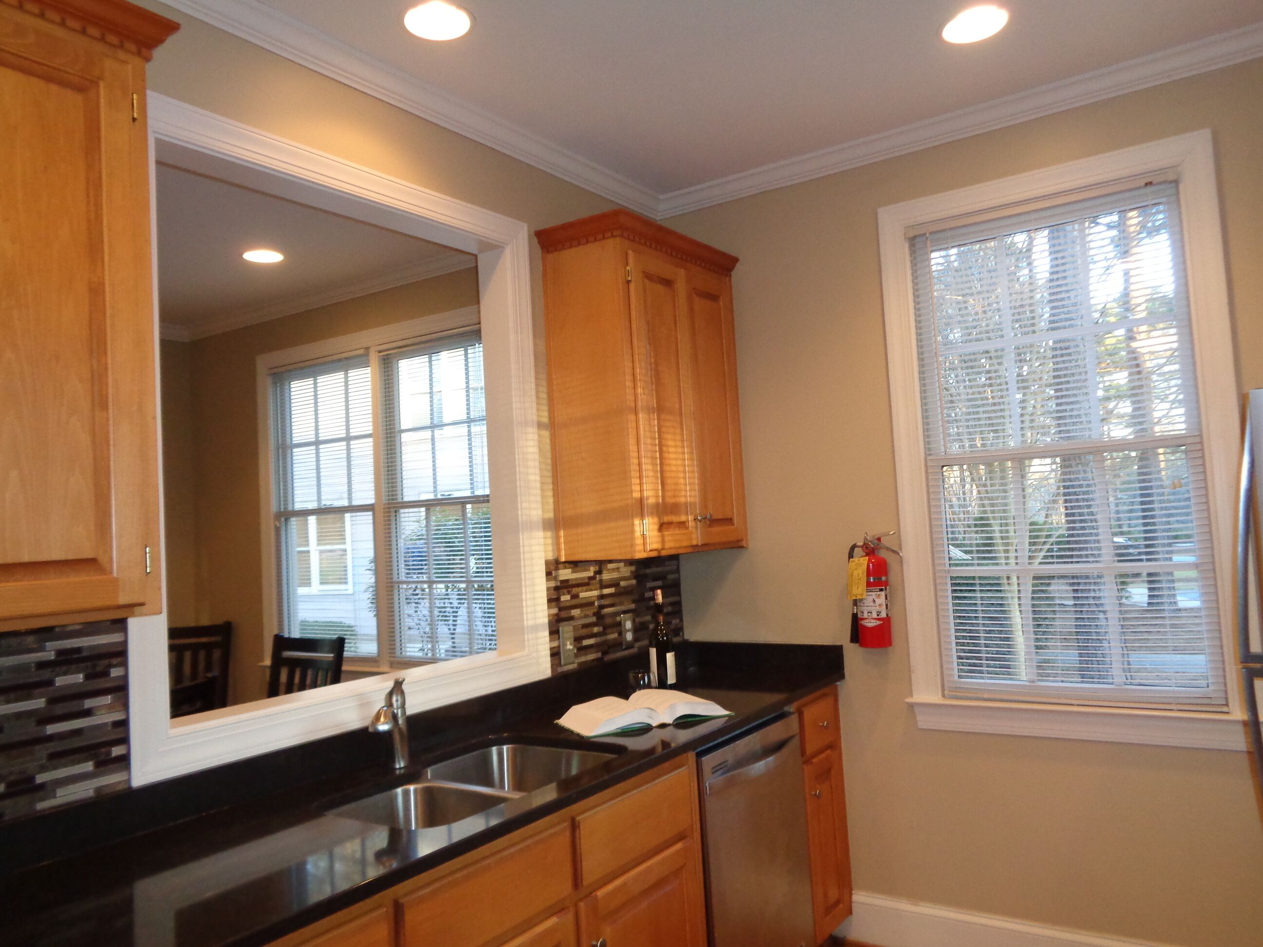 REYNOLDS GOLF COTTAGE/GREAT WATERS LOCATED ON #8 FAIRWAY WITH GOLF VIEW