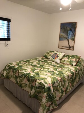 1 室のベッドルーム、セーフティボックス (室内)、WiFi、ベッドシーツ