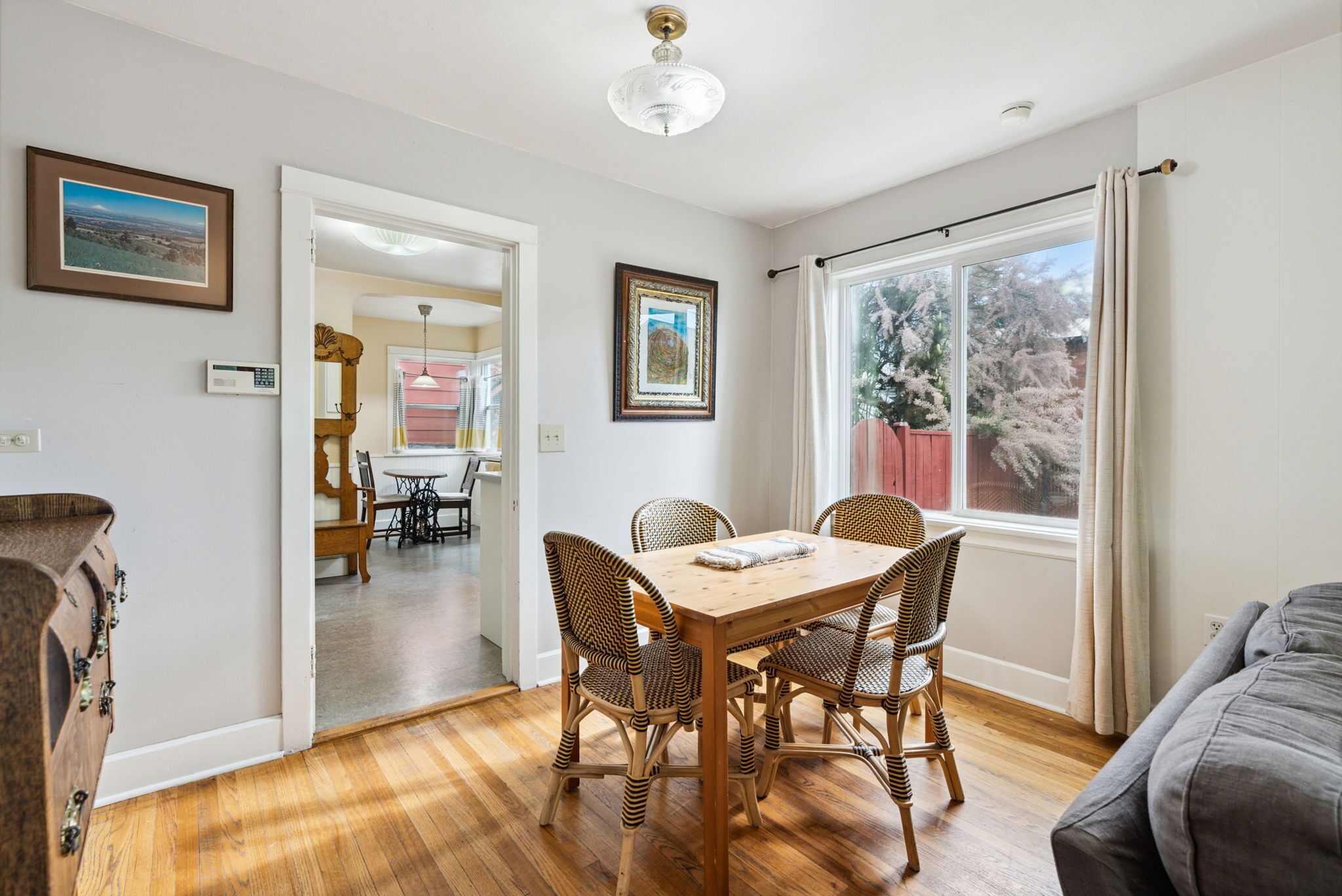 Cute And Comfortable, In A Quaint Location, Central Ac, Dog Friendly - Hood River, OR