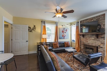 Living room with entrance door