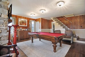 Spielezimmer