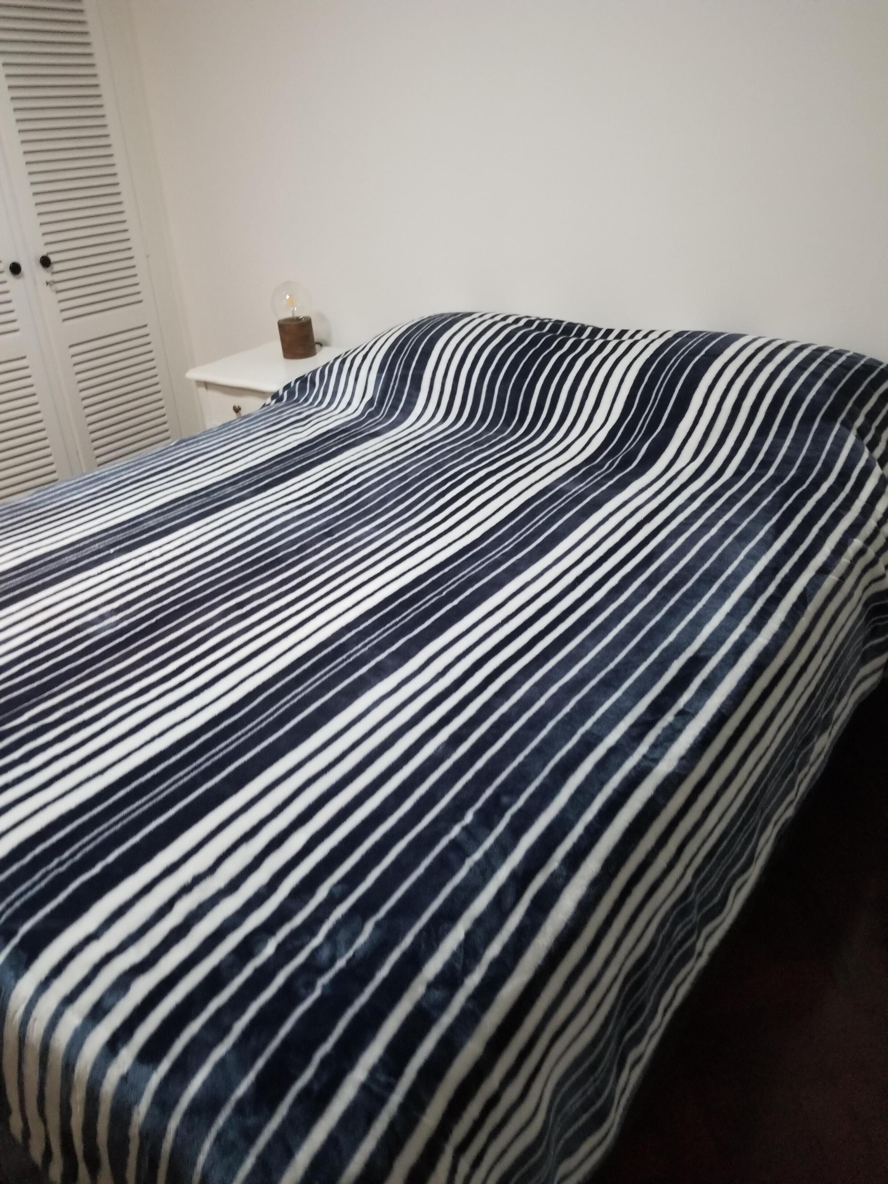 Chic super cozy apt. Polo field view. Walk anywhere in 2 min. **Special offer**