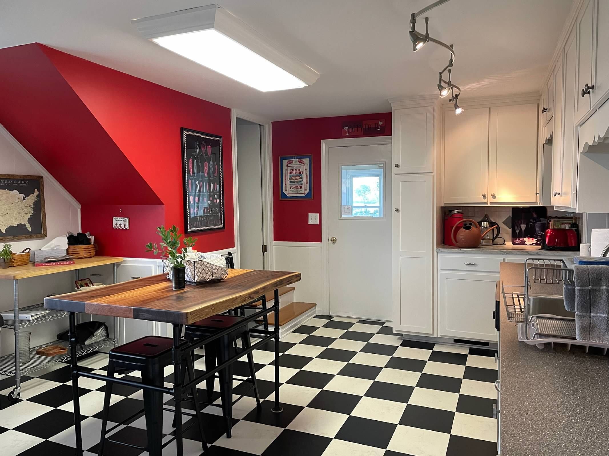 Shenandoah Valley Farm House near BR pkway & Skyline , UVA, Staunton, wineries