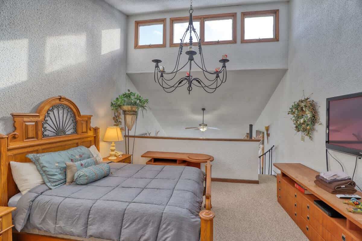 4 chambres, fer et planche à repasser, Wi-Fi gratuit, draps fournis