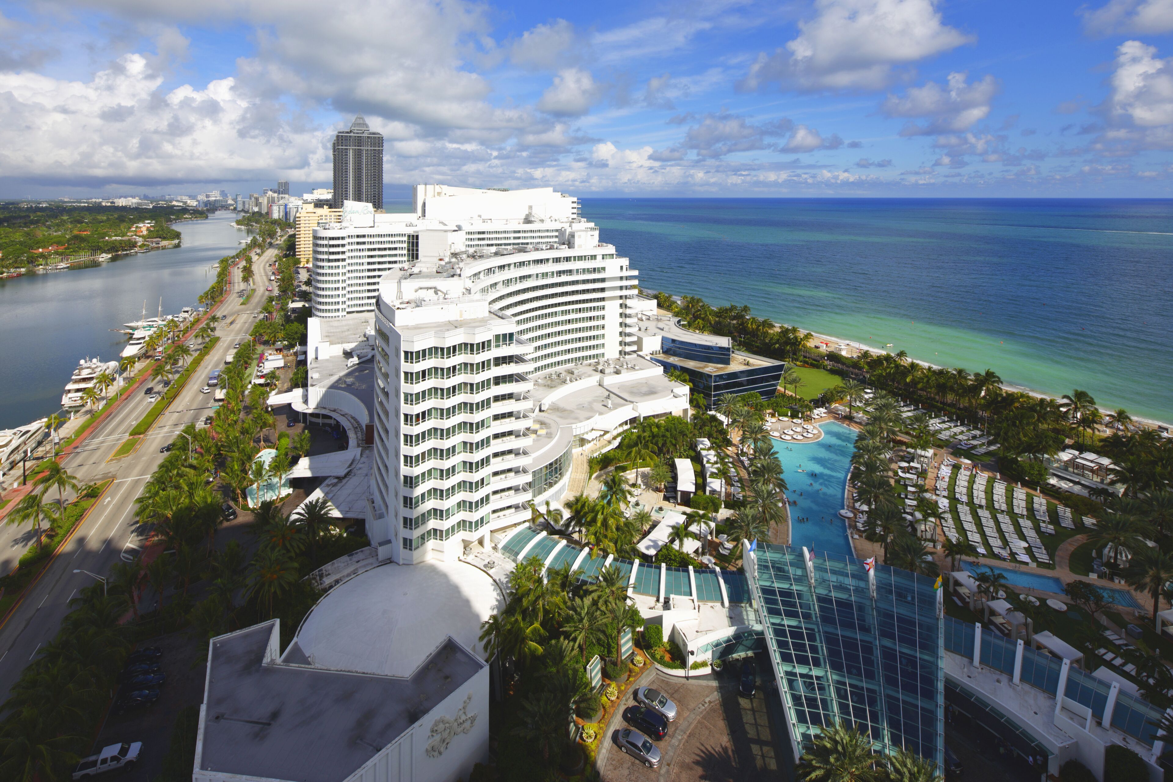 FONTAINEBLEAU Bay View 22nd 1BR/2BTH