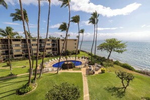 Exterior - Ocean View KAN405 - Maui - Ma’alaea Condo Great Views and Value 2BR/2BA Sleep (Wailuku)