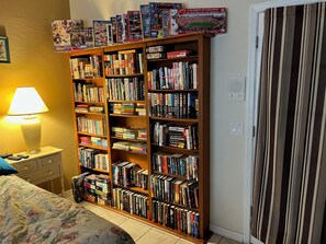 4 habitaciones, tabla de planchar con plancha y cuna de viaje 