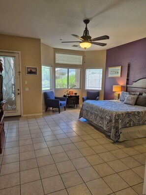 4 bedrooms, iron/ironing board, free WiFi, bed sheets