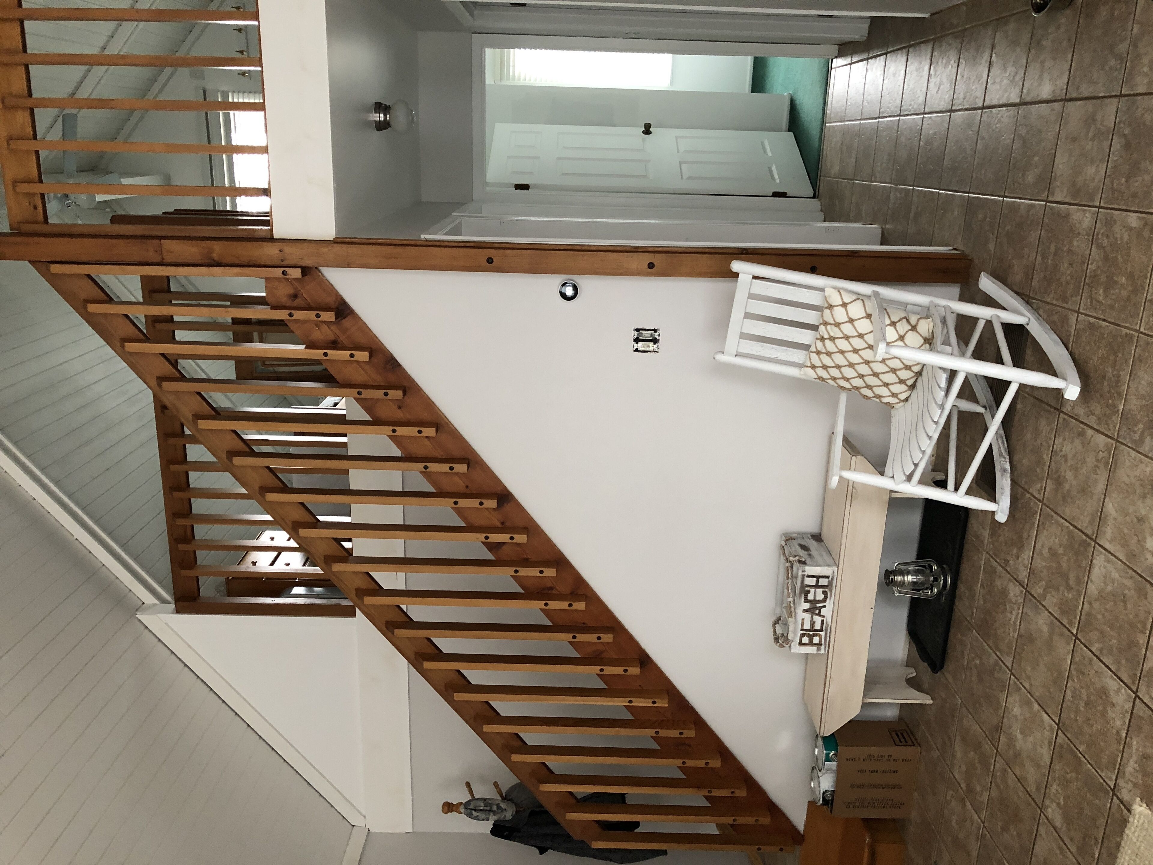 Keeler Lake retreat with private beach!