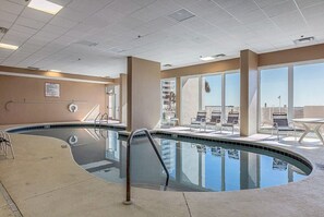 Indoor pool, outdoor pool - Lighthouse 505 -Redecorated beach front, kid-friendly 2 King BR, 2 ba+ Bunk room (Gulf Shores)