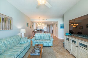 TV, DVD player, books - Lighthouse 505 -Redecorated beach front, kid-friendly 2 King BR, 2 ba+ Bunk room (Gulf Shores)