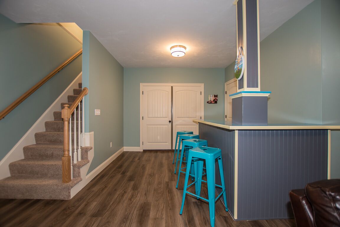 The Margarita House with Hot Tub, Arcade and Theatre. 5 minute walk to the beach