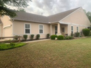 Exterior - HOME RENTALS IN SUN CITY
GEORGETOWN, TX, near Austin
105 Providence St (Georgetown)