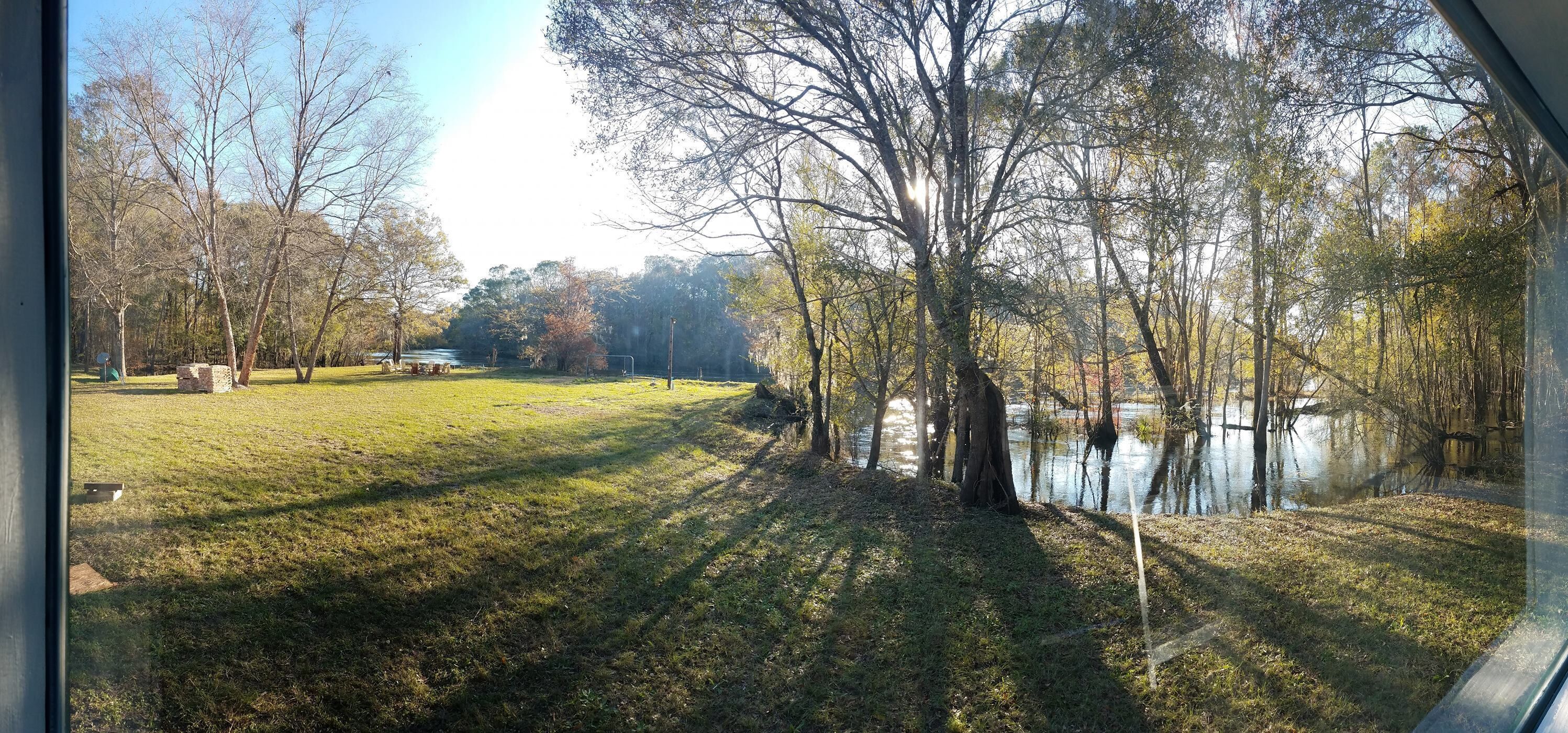 River front, fishing, kayaking, boating, tubing on the Edisto River  