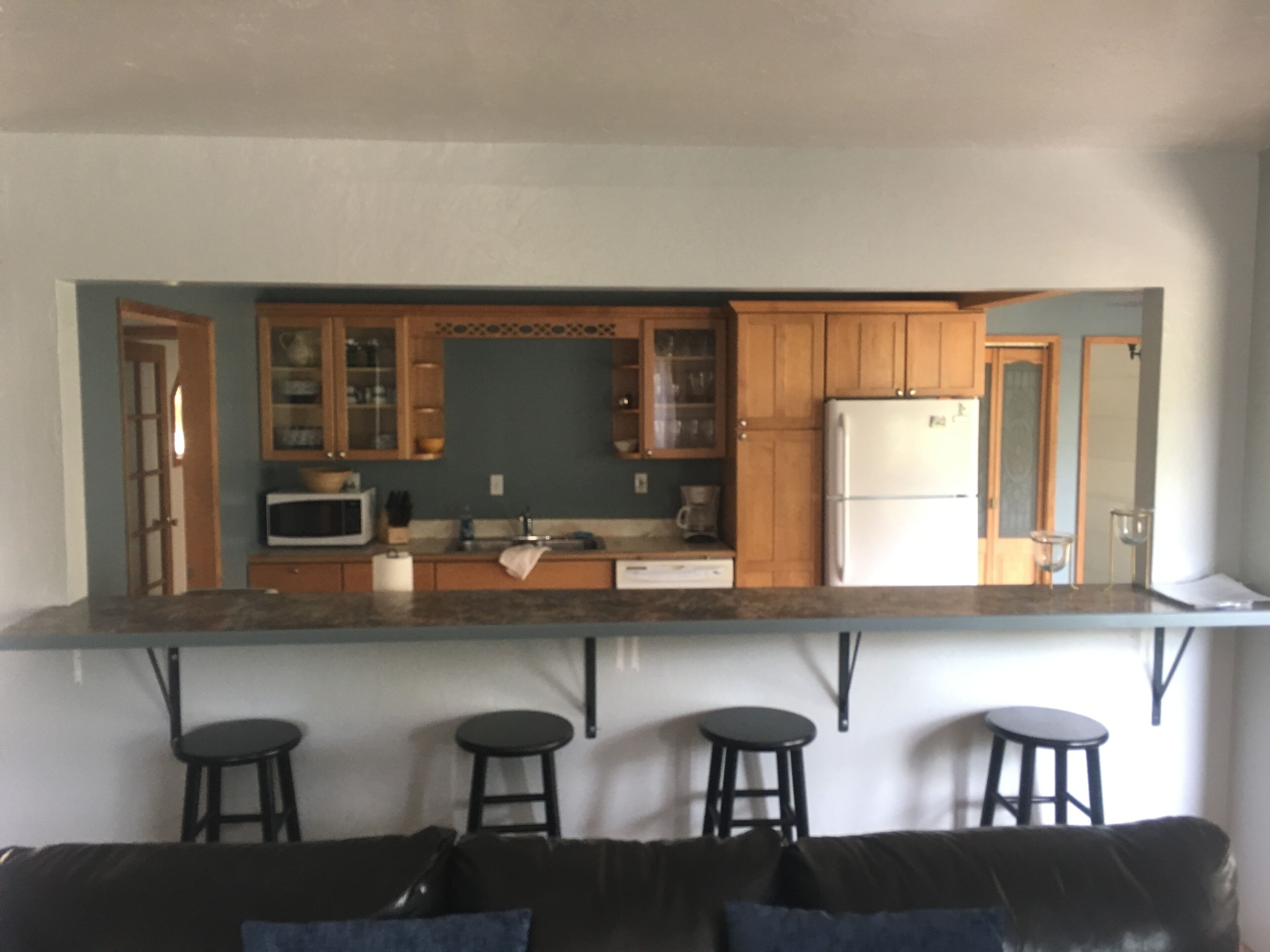 Mountain Sierra Home One Mile From National Park Entrance...with Pool!