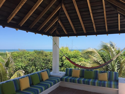 Gorgeous Emerald Coast Beachfront Home; Bring Friends & Family