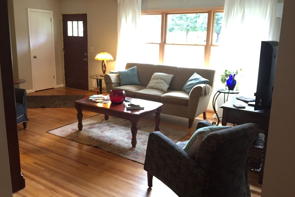 Retreat for couples, small families, solo adventurer or business traveler