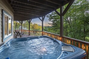 Bain à remous extérieur