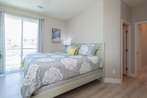 3 Schlafzimmer, Bügeleisen/Bügelbrett