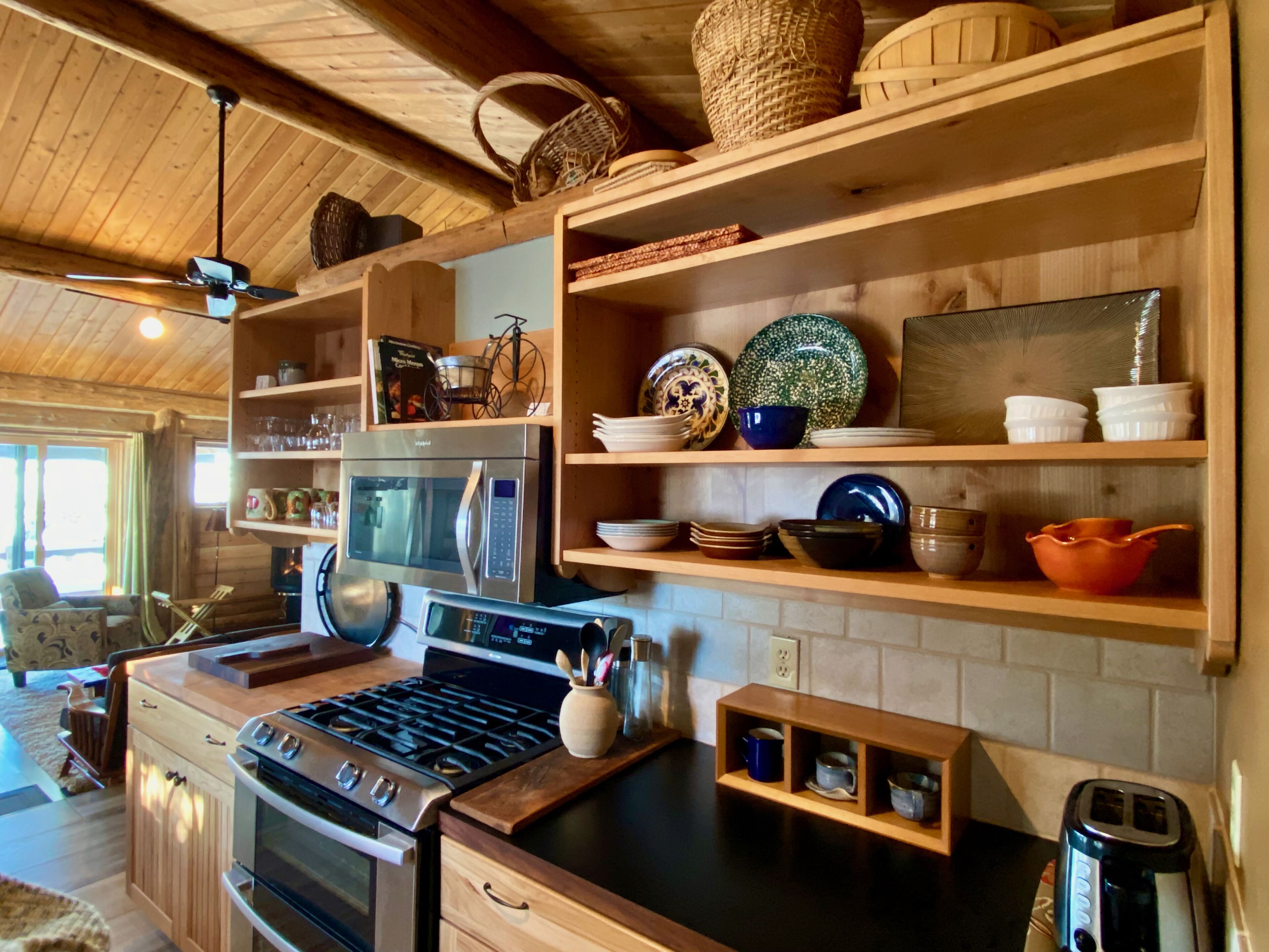 Long term Available up to 6 months starting on November 1st 2023 to May 1st 2024