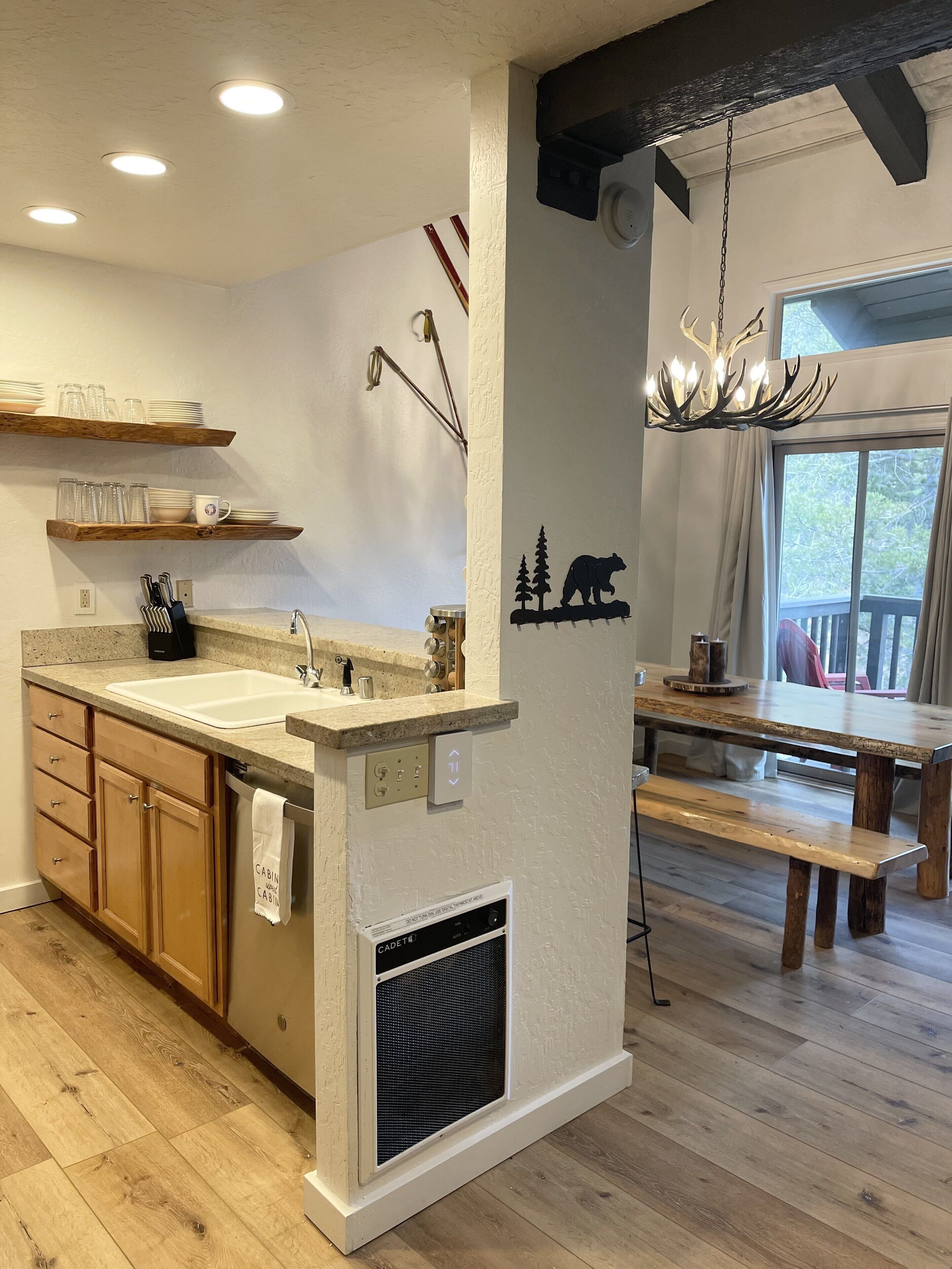 NEWLY REMODELED BATHROOMS - NEW Washer & Dryer- 3 bed/3bath  Sleeps 10 Chamonix