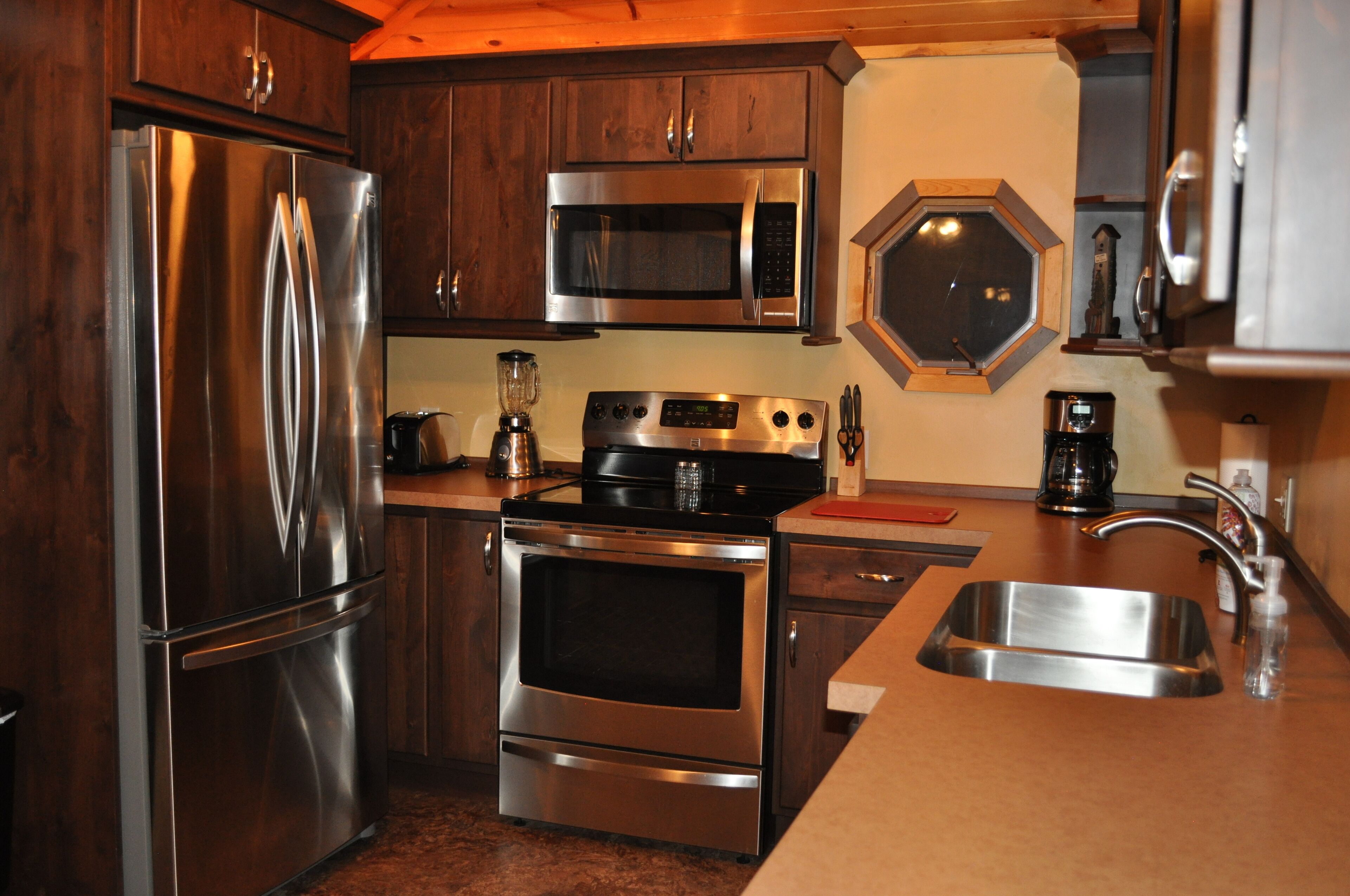 Creekside Custer Vacation Cabin