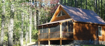 GENIESSEN SIE DEN WINTER IN DEN ADIRONDACKS BEI RUBY HILL CABINS