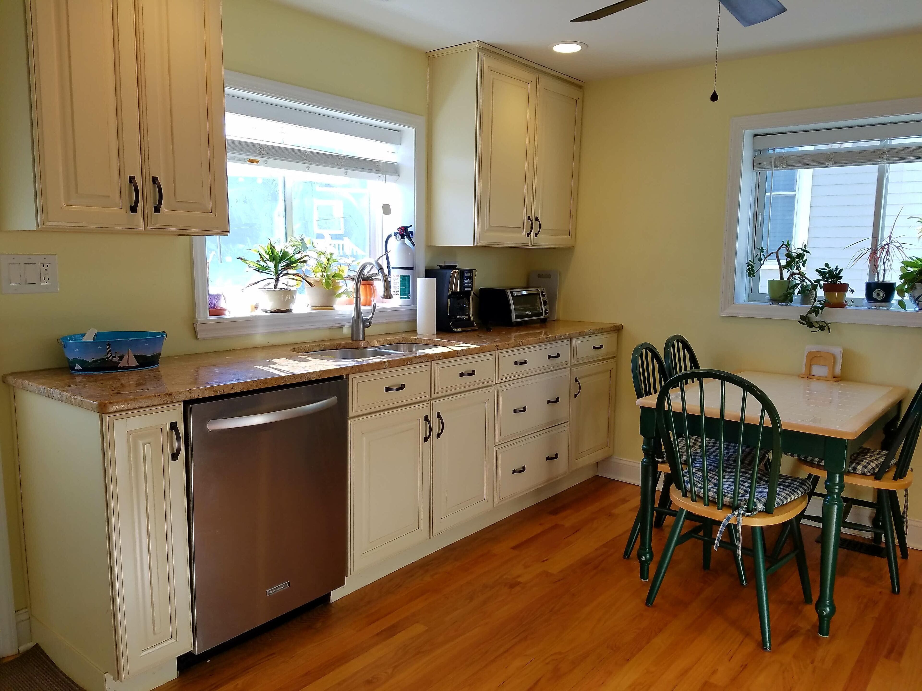 1/2 Block to Beach- Spring Lake Border- Only two weeks left - PRICE SPECIAL!