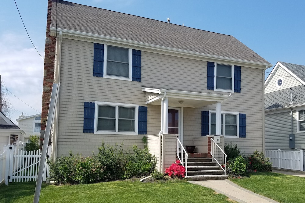 1/2 Block to Beach- Spring Lake Border- Only two weeks left - PRICE SPECIAL!