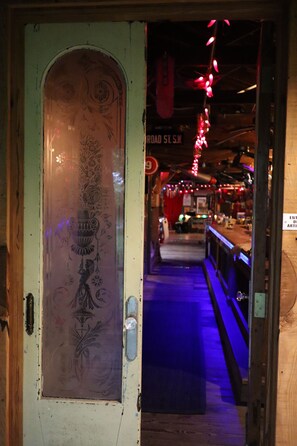 Exterior - ★ Folk Art HonkyTonk Museum - Pvt brm & full bath ★ (Opelousas)