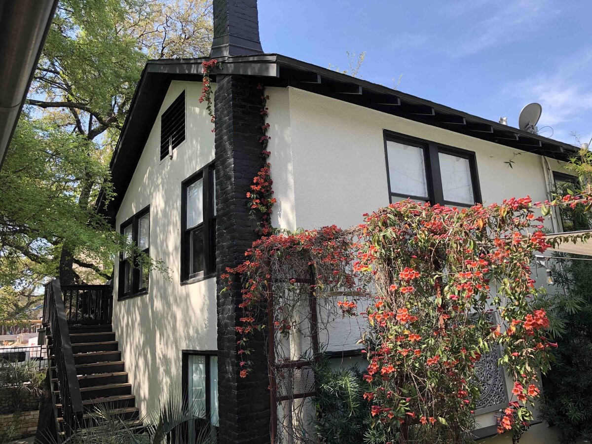 Photo 7 of In the Heart of Austin's SOCO District
