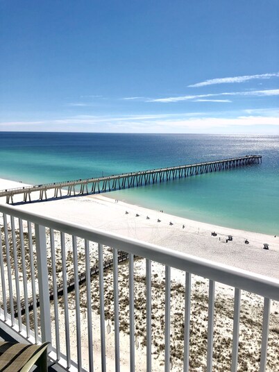 ⛱ Lower Rates for 2026! Beach Chairs-Balcony with Beach Front & Sound Views!☼