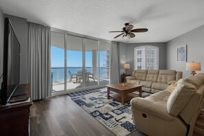 Smart TV - Beach Colony 12D- 3BD/3BA Gulf Front Condo w/Beach Service  Sleeps up to 8 (Navarre)