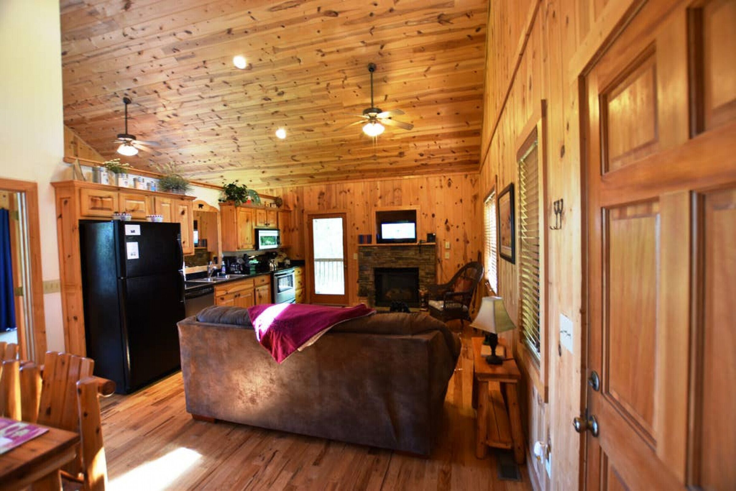 Bear Cub Cabin - Views! Views! Views!