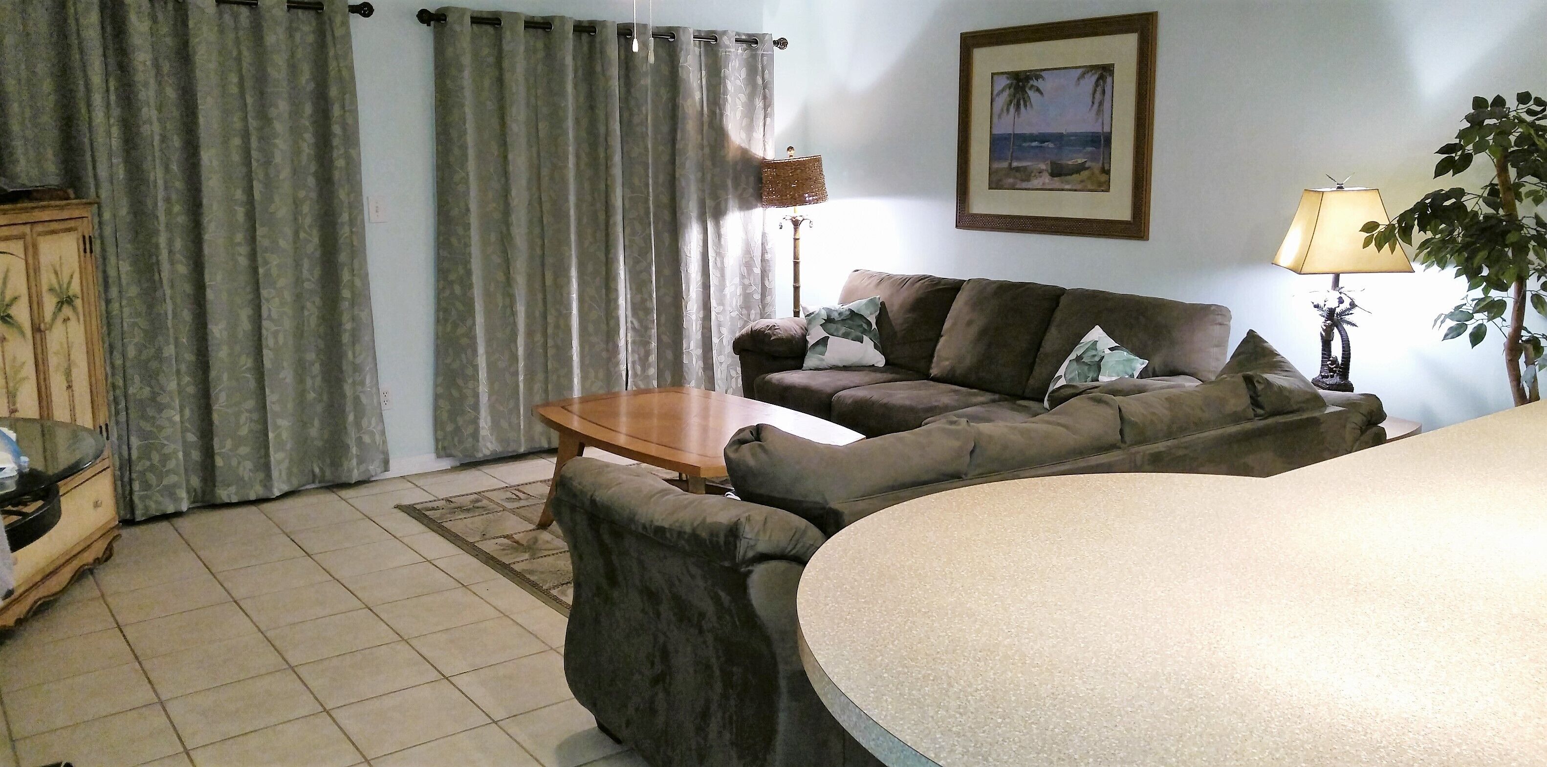 Snowbird Special! Newly Renovated Beachfront Condo!
