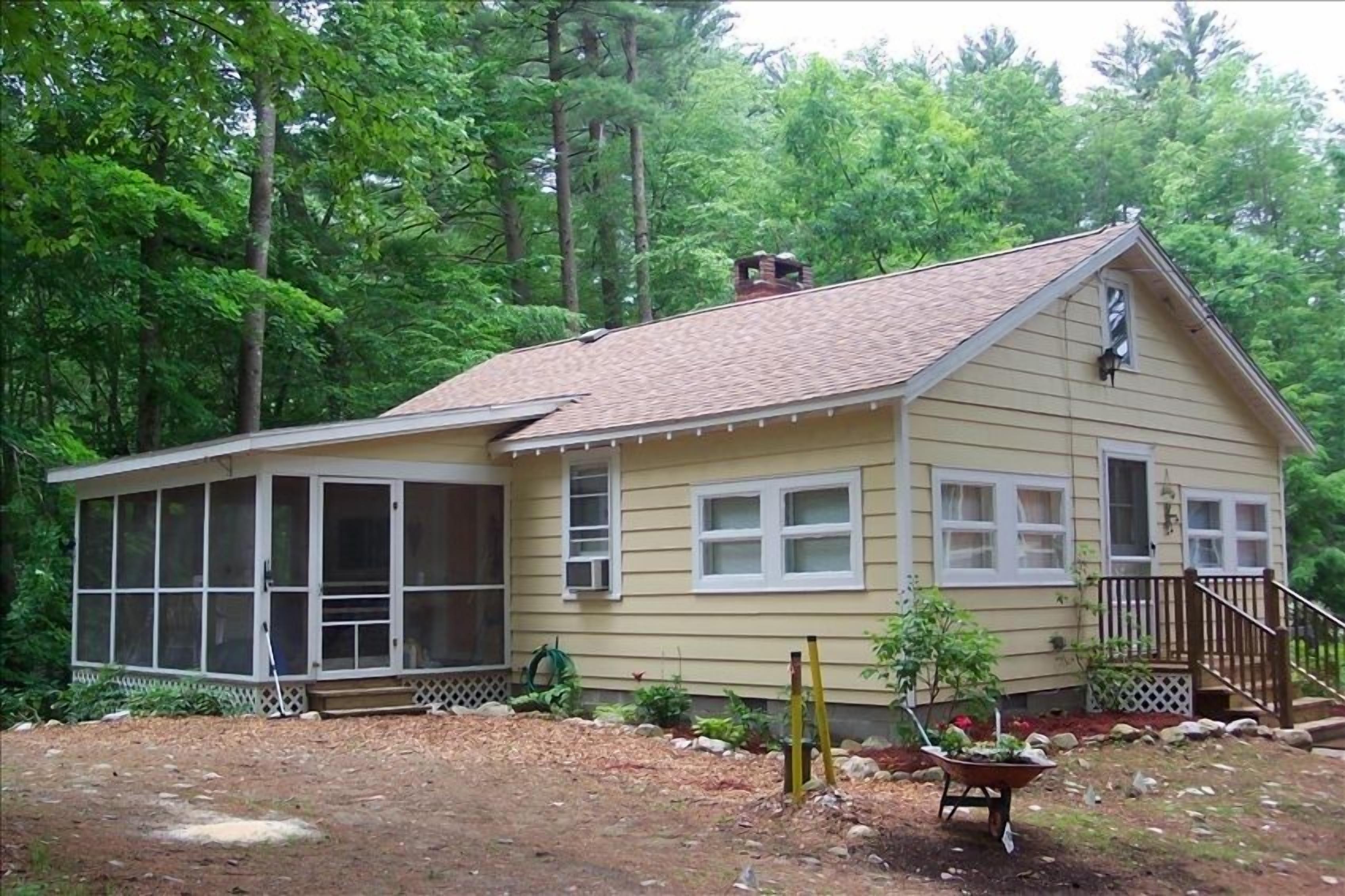 Lake Community - Near Town, Attractions