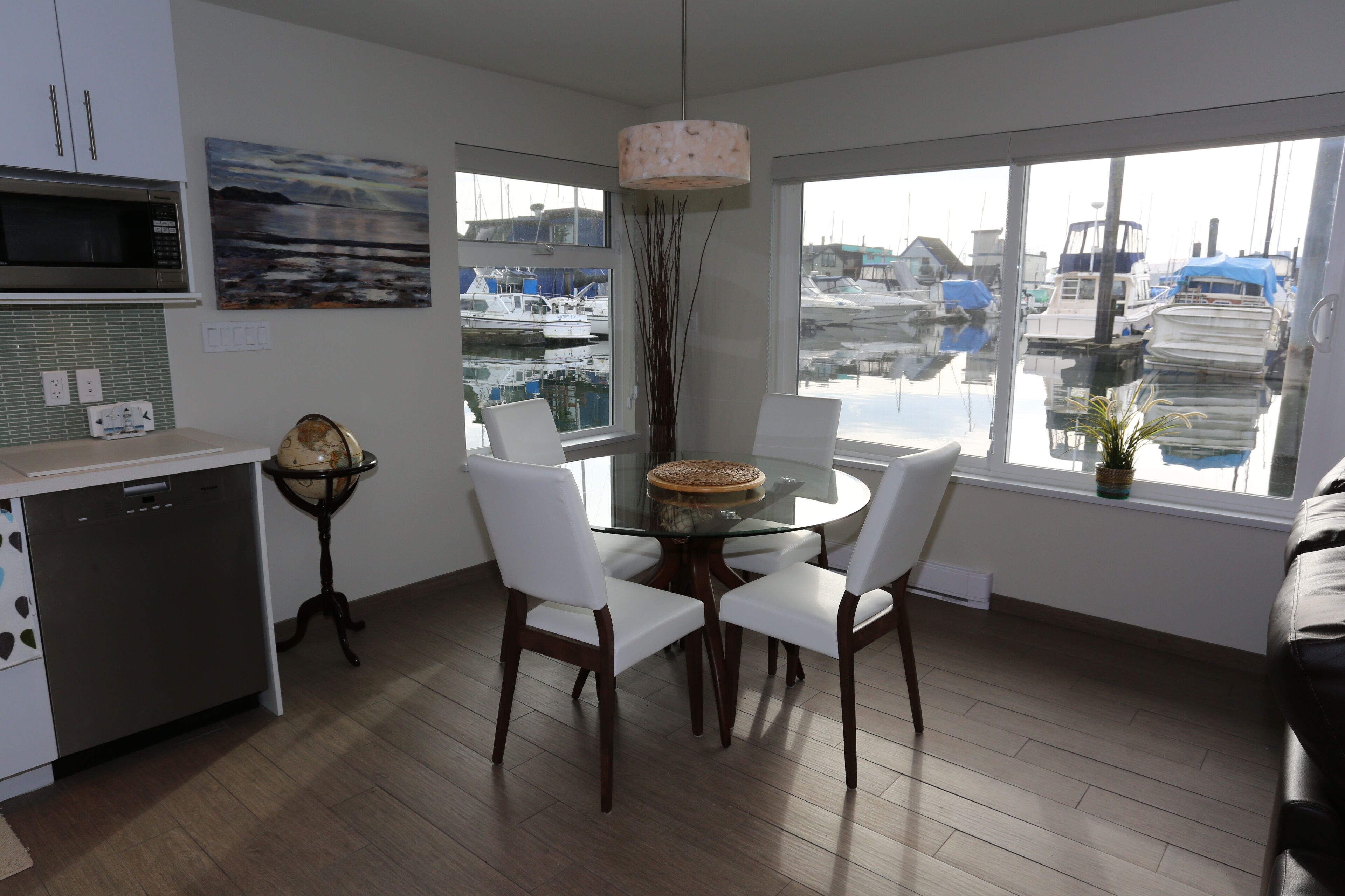 Top 10 PetFriendly Rentals In North Vancouver, Canada Trip101