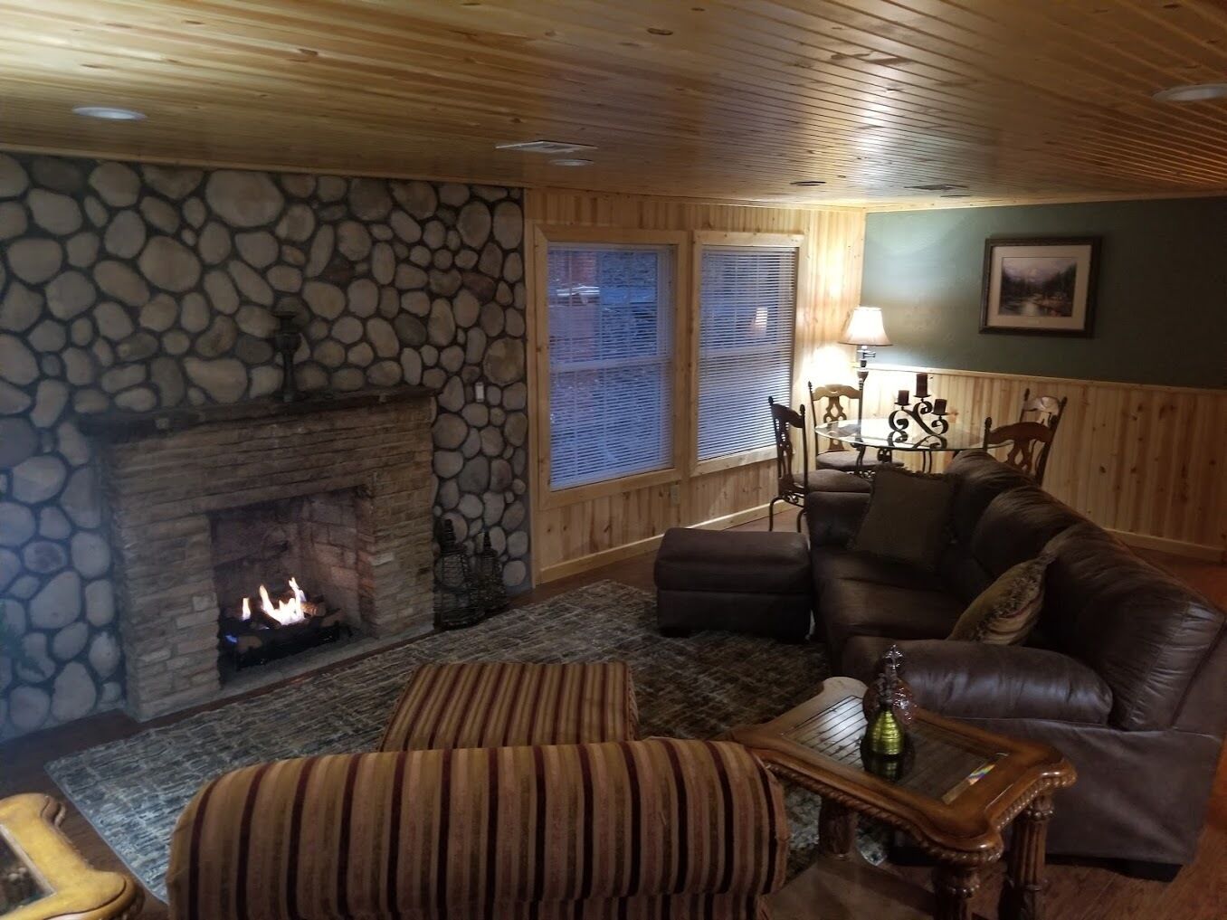 Beautiful Cabin with Tenkiller Lake View