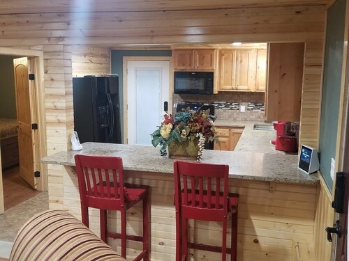 Beautiful Cabin with Tenkiller Lake View
