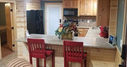 Kaunis mökki Tenkiller-järvinäköalalla