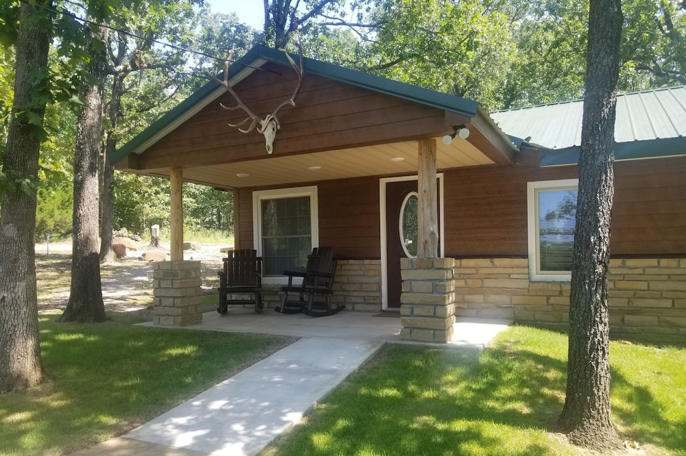 Beautiful Cabin with Tenkiller Lake View
