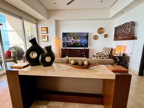 Smart TV, DVD player, stereo