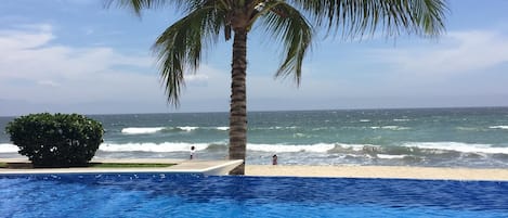 An infinity pool